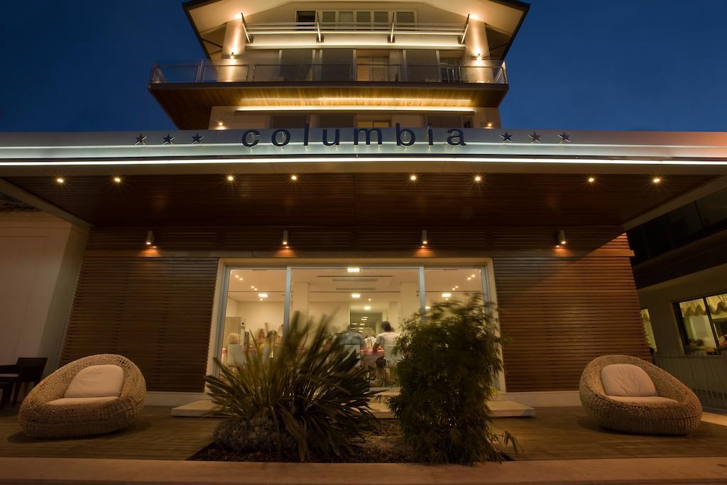 בלריה-איגאה מרינה Hotel Columbia מראה חיצוני תמונה